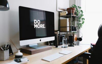 Maximizing User Experience: Integrating Brand Voice into Website Navigation